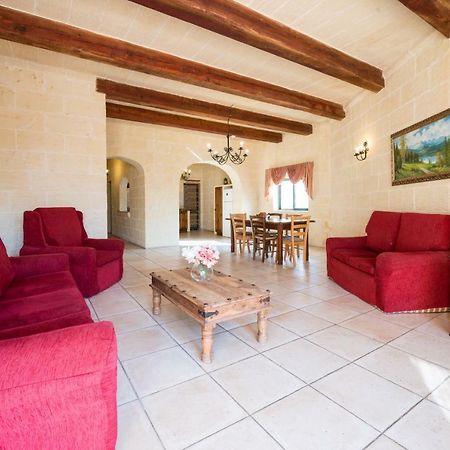 Sunset - Holiday Farmhouse With Large Private Pool In Island Of Gozo Nadur Exteriör bild