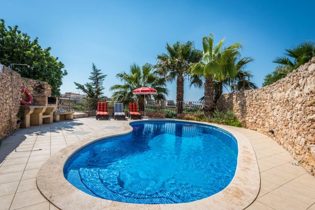 Sunset - Holiday Farmhouse With Large Private Pool In Island Of Gozo Nadur Exteriör bild