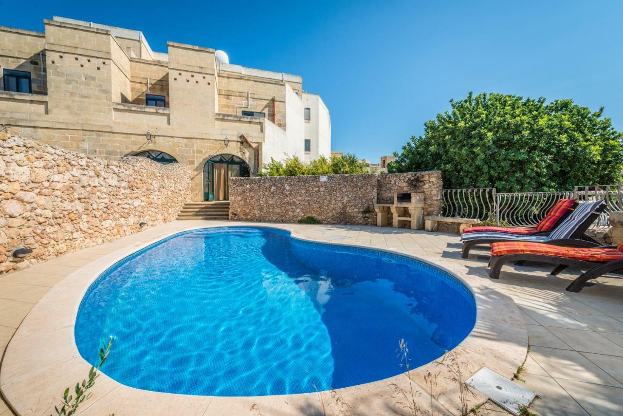 Sunset - Holiday Farmhouse With Large Private Pool In Island Of Gozo Nadur Exteriör bild
