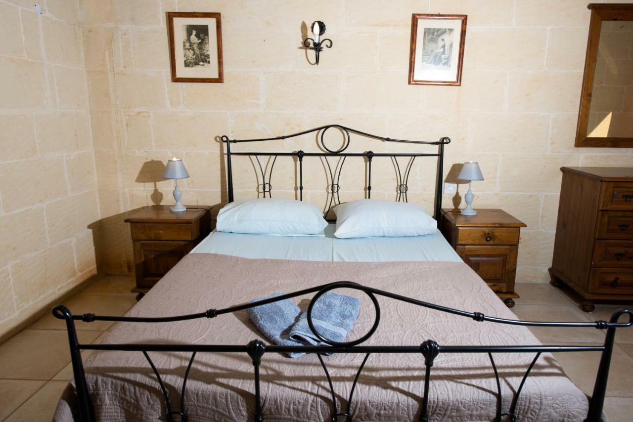 Sunset - Holiday Farmhouse With Large Private Pool In Island Of Gozo Nadur Exteriör bild