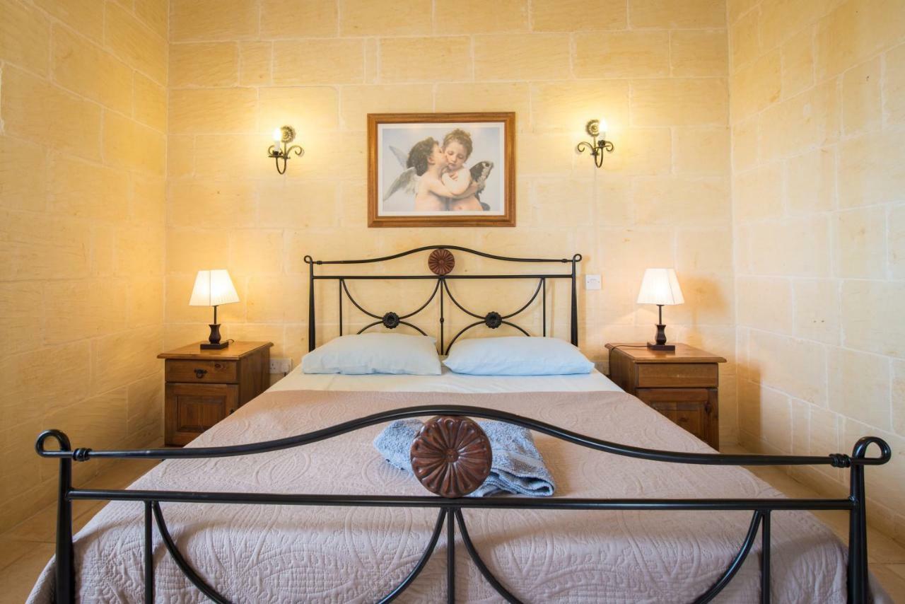 Sunset - Holiday Farmhouse With Large Private Pool In Island Of Gozo Nadur Exteriör bild