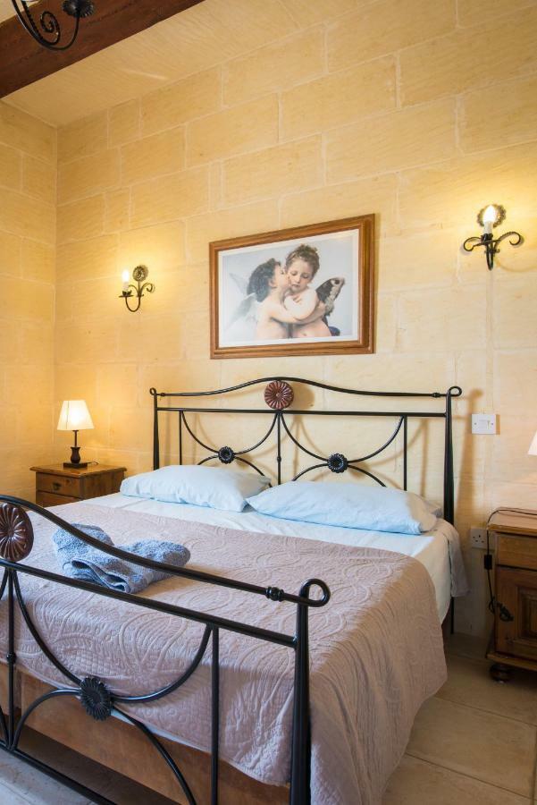 Sunset - Holiday Farmhouse With Large Private Pool In Island Of Gozo Nadur Exteriör bild
